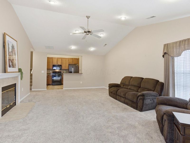 9194 Gramford Street , Columbus, OH 43240 Photo 5