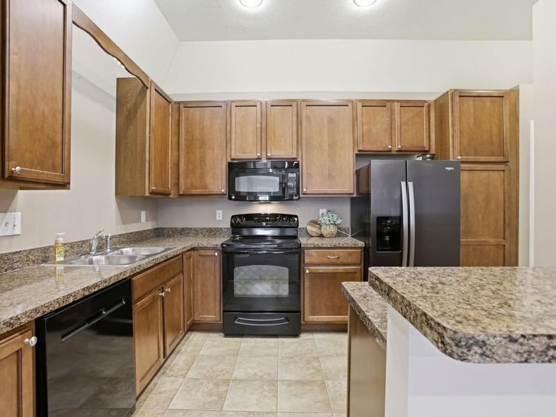 9194 Gramford Street , Columbus, OH 43240 Photo 7