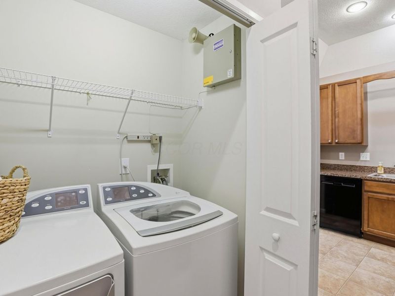 9194 Gramford Street , Columbus, OH 43240 Photo 9