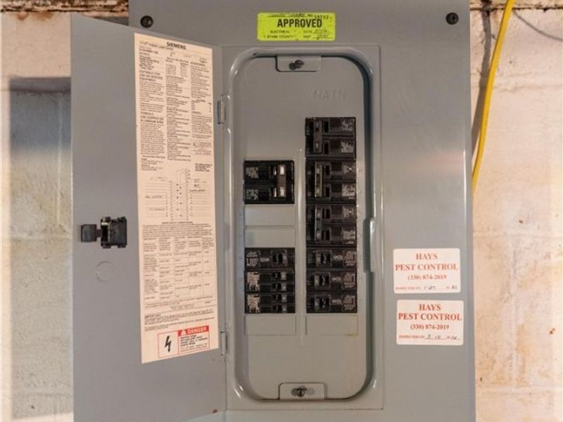 3233 Russ Ranch Street NW, Massillon, OH 44646 Photo 22