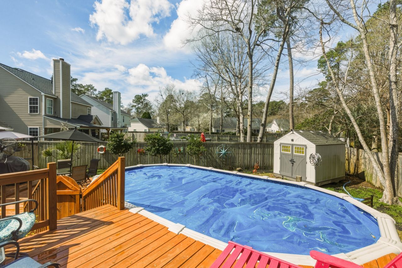 212 Ashford Circle Photo 20