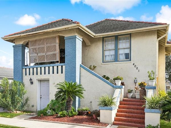 4001 PANAMA Court, New Orleans, LA 70125