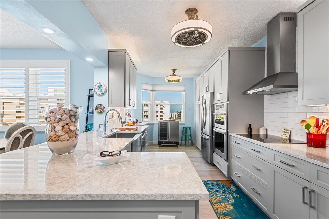 7902 Sailboat Key Boulevard S, Unit 608, South Pasadena, FL 33707 Photo