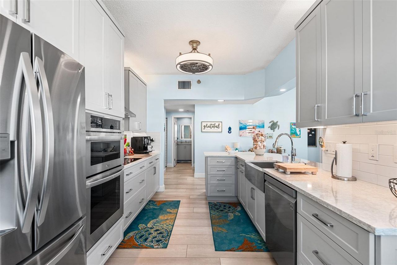 7902 Sailboat Key Boulevard S, Unit 608, South Pasadena, FL 33707 Photo