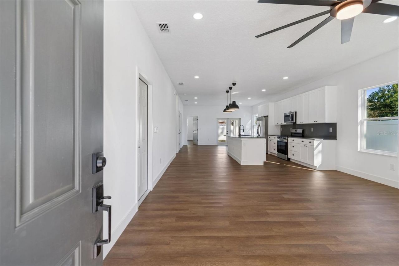 5111 68th Street N, Saint Petersburg, FL 33709 Photo