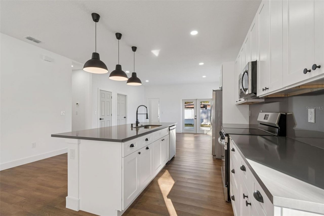 5111 68th Street N, Saint Petersburg, FL 33709 Photo