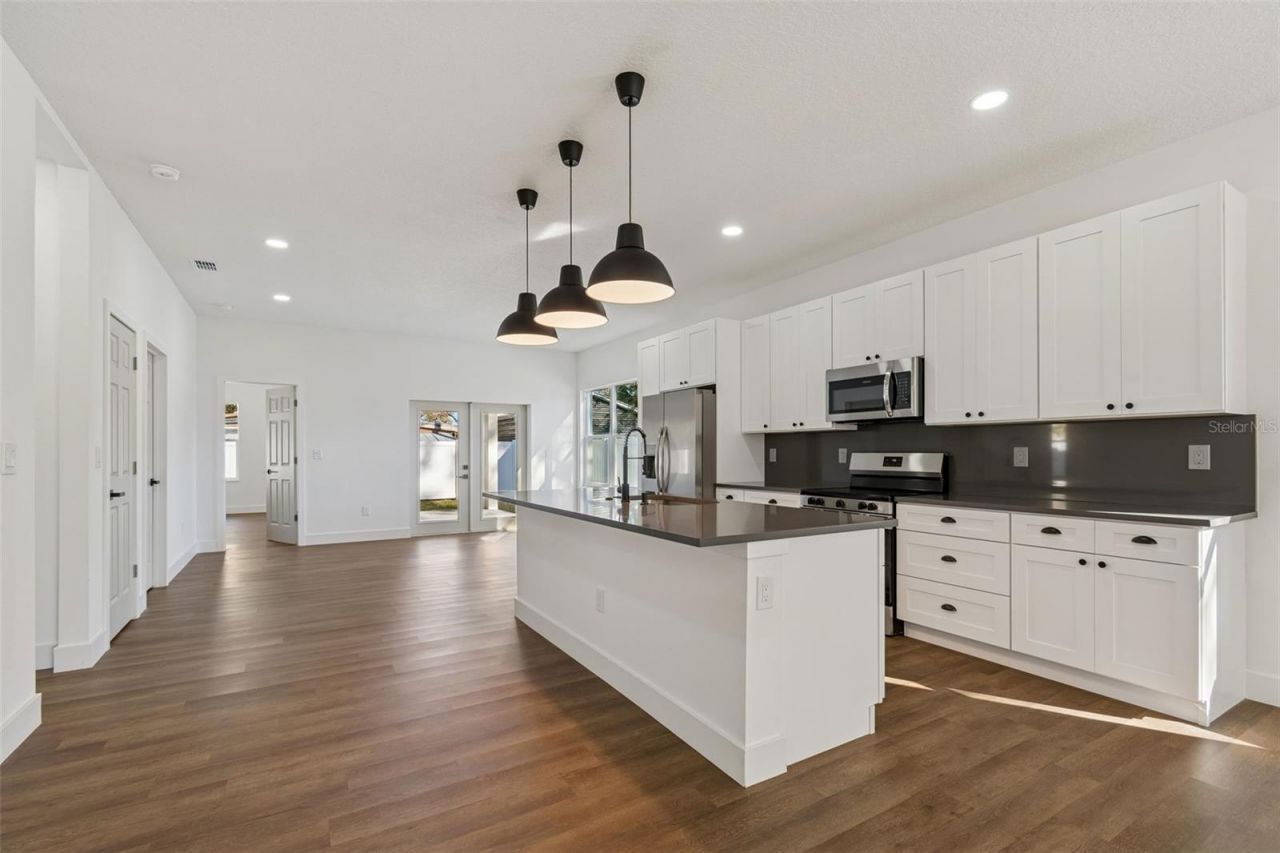 5111 68th Street N, Saint Petersburg, FL 33709 Photo