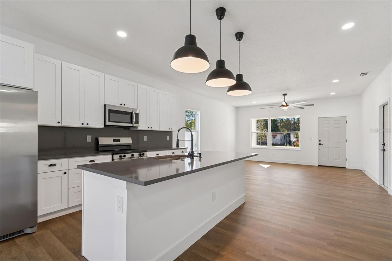 5111 68th Street N, Saint Petersburg, FL 33709 Photo