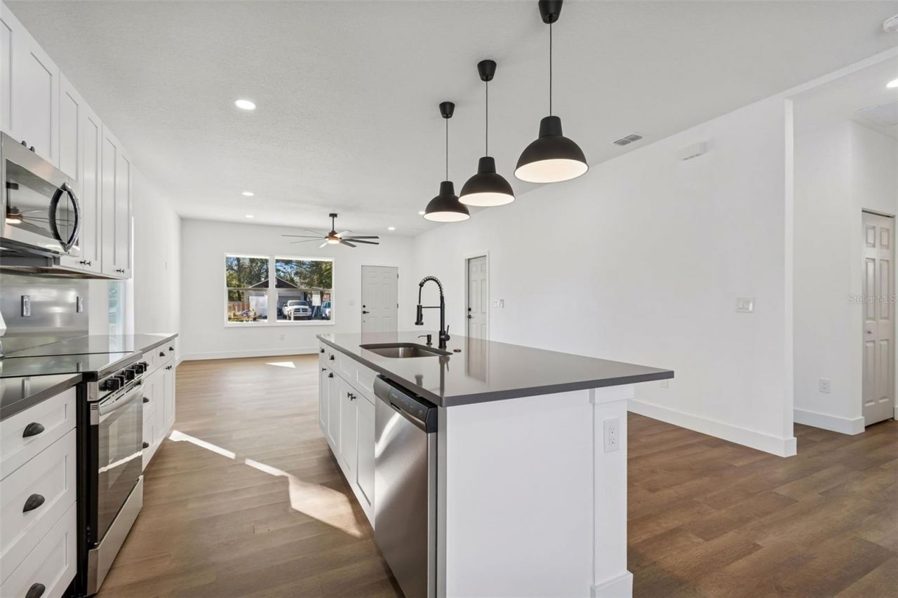 5111 68th Street N, Saint Petersburg, FL 33709 Photo