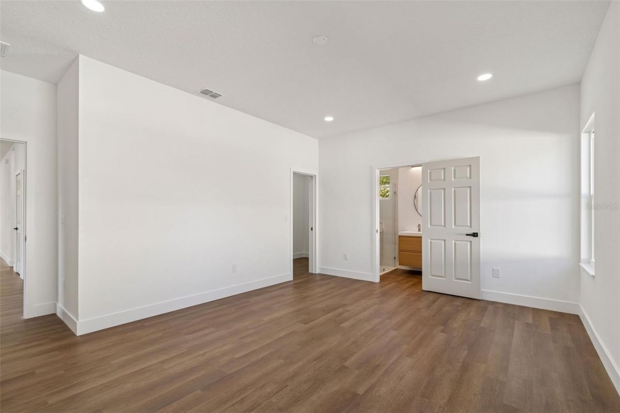 5111 68th Street N, Saint Petersburg, FL 33709 Photo