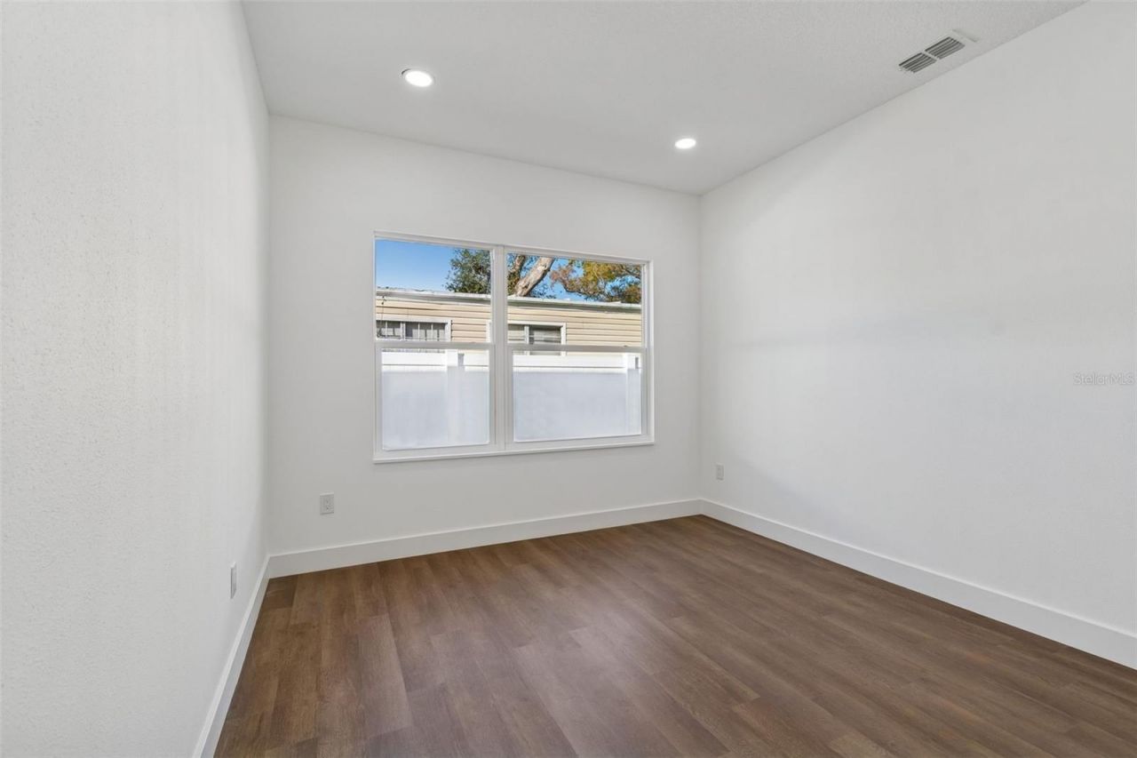 5111 68th Street N, Saint Petersburg, FL 33709 Photo