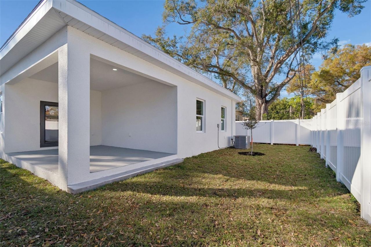 5111 68th Street N, Saint Petersburg, FL 33709 Photo