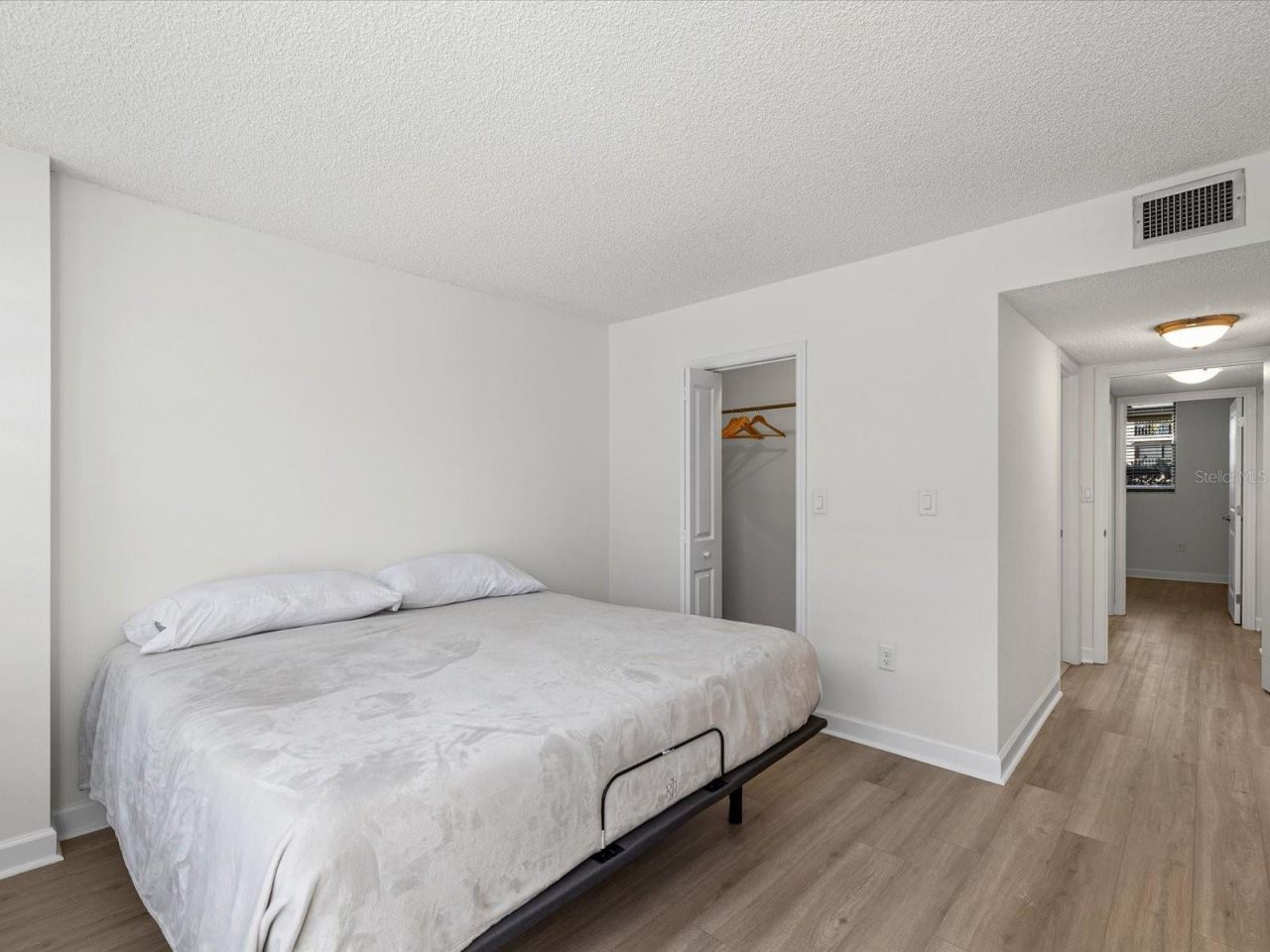 19701 Gulf Boulevard, Unit 105, Indian Shores, FL 33785 Photo