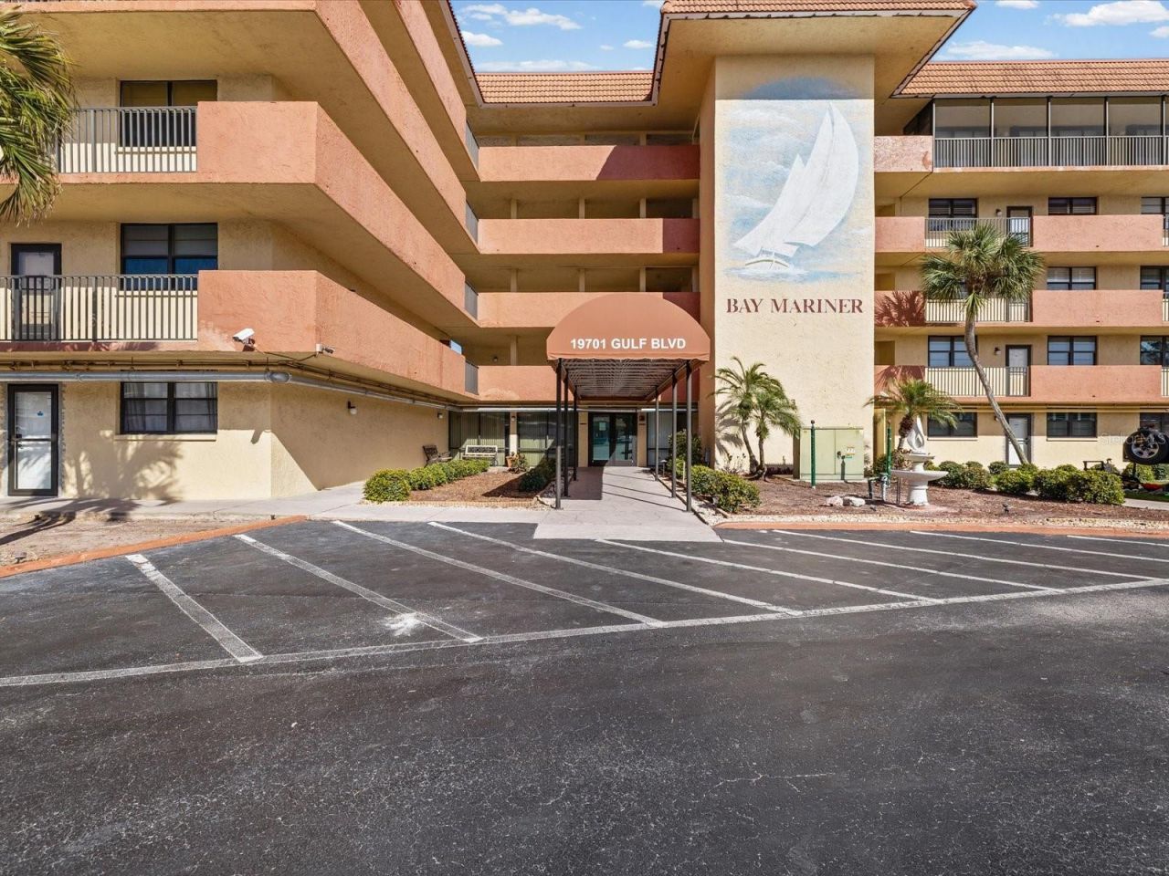 19701 Gulf Boulevard, Unit 105, Indian Shores, FL 33785 Photo