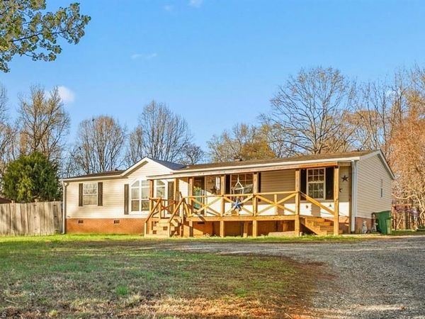 6381 Eagle Landing Drive, Trinity, NC 27370