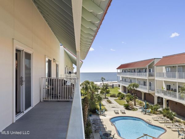 1453 E Beach Boulevard, Pass Christian, MS 39571