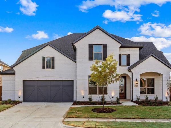 1800 Trotter Trail, Aubrey, TX 76227