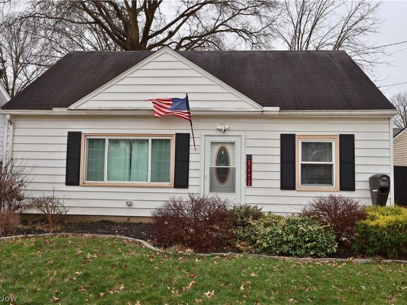 842 Grant Avenue, Cuyahoga Falls, OH 44221 Photo 1