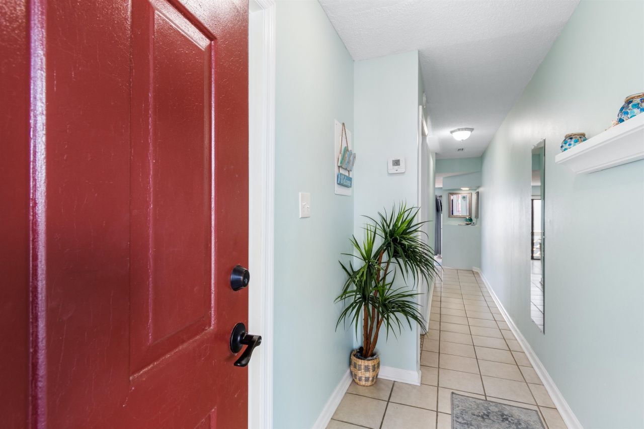 627 N Waccamaw Dr.  Photo 7