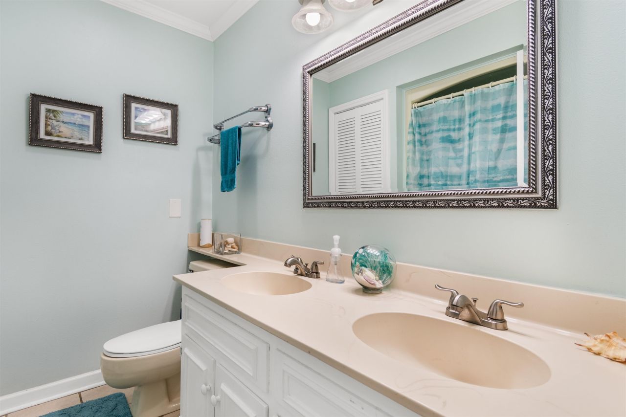 627 N Waccamaw Dr.  Photo 9