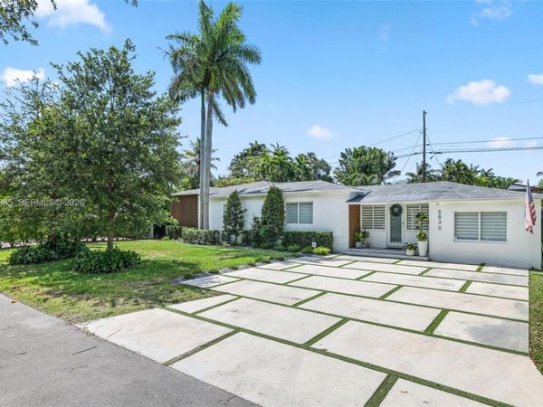 5830 SW 51st Ter, Miami, FL 33155