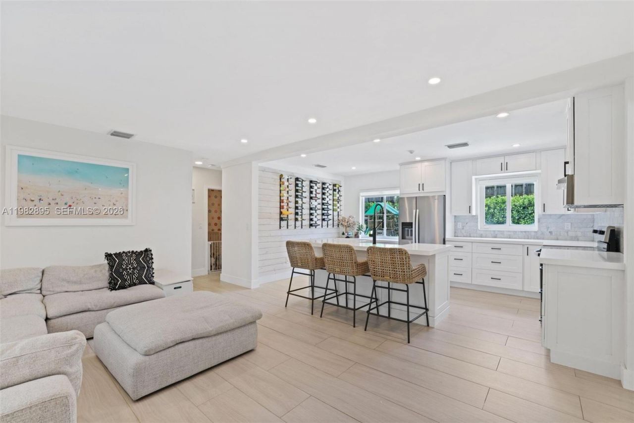 5830 SW 51st Ter, Miami, FL 33155 Photo