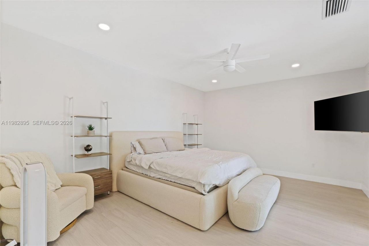 5830 SW 51st Ter, Miami, FL 33155 Photo