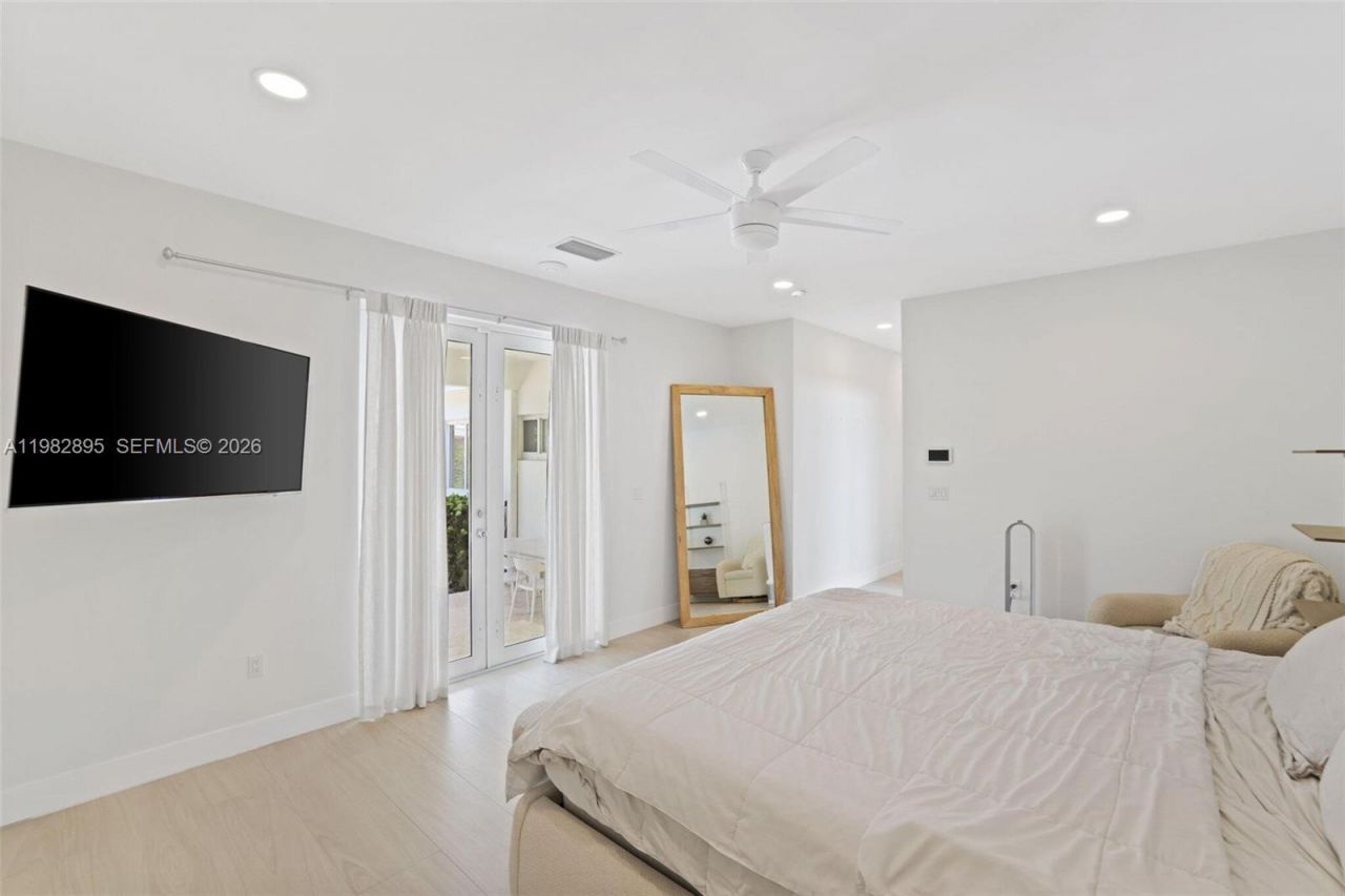 5830 SW 51st Ter, Miami, FL 33155 Photo