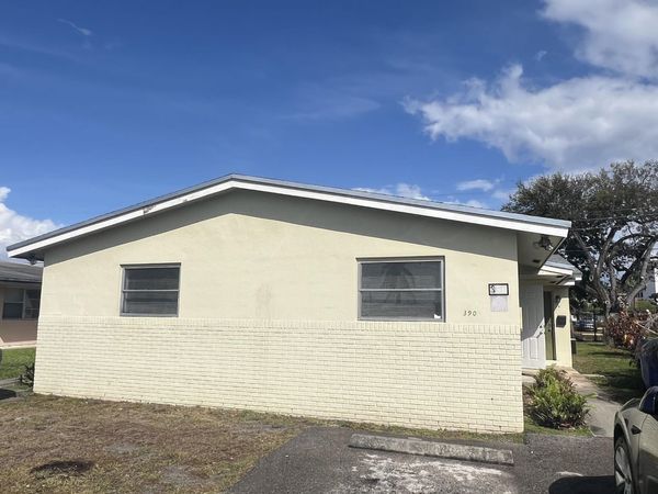 390 SW 27th Terrace, Fort Lauderdale, FL 33312