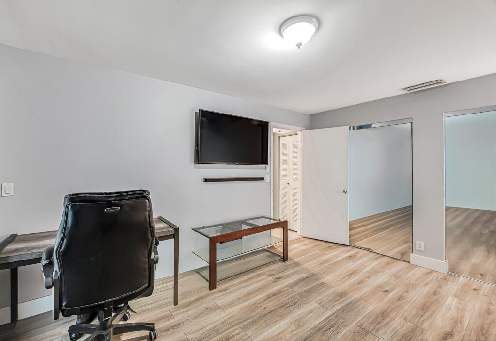 8888 Thumbwood Circle, Unit Apt B, Boynton Beach, FL 33436 Photo