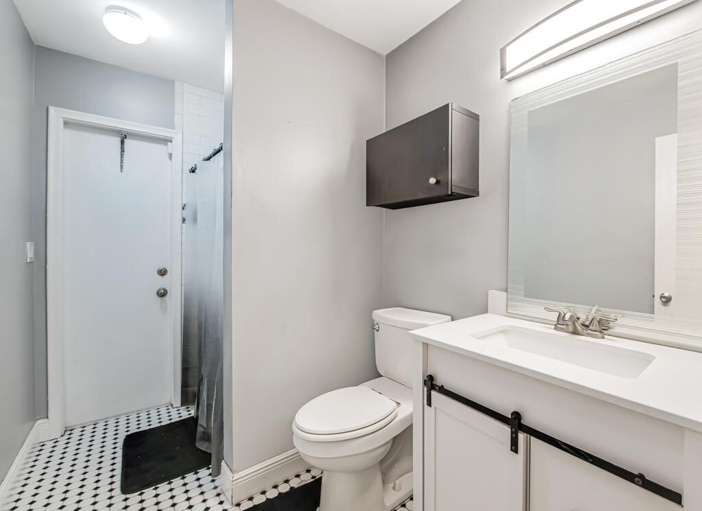 8888 Thumbwood Circle, Unit Apt B, Boynton Beach, FL 33436 Photo