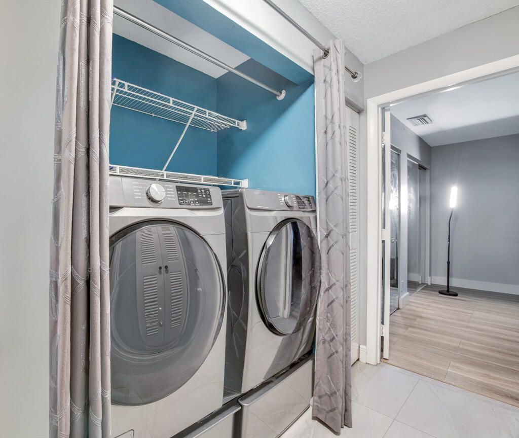 8888 Thumbwood Circle, Unit Apt B, Boynton Beach, FL 33436 Photo