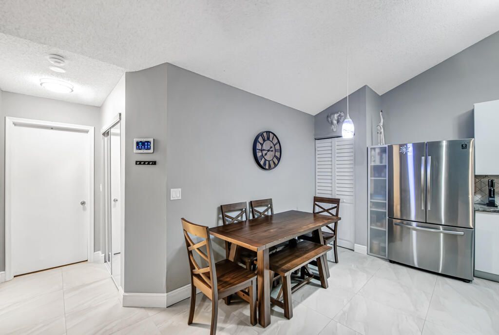 8888 Thumbwood Circle, Unit Apt B, Boynton Beach, FL 33436 Photo