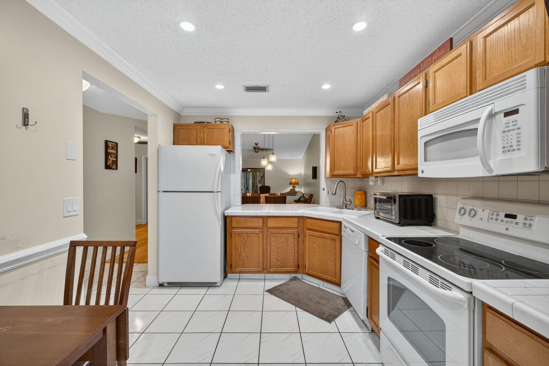 2640 Gately Drive W, Unit 406, West Palm Beach, FL 33415 Photo