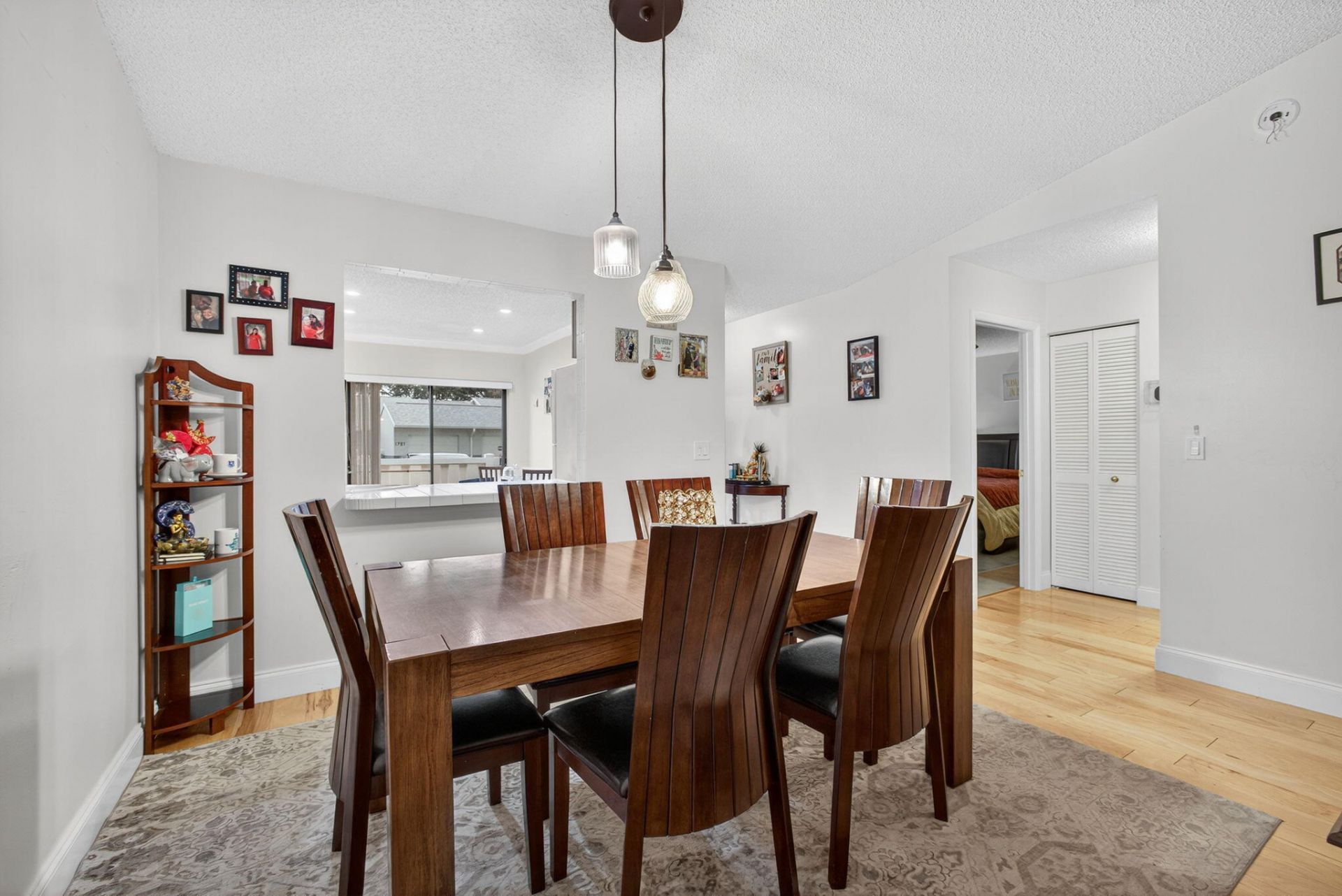 2640 Gately Drive W, Unit 406, West Palm Beach, FL 33415 Photo