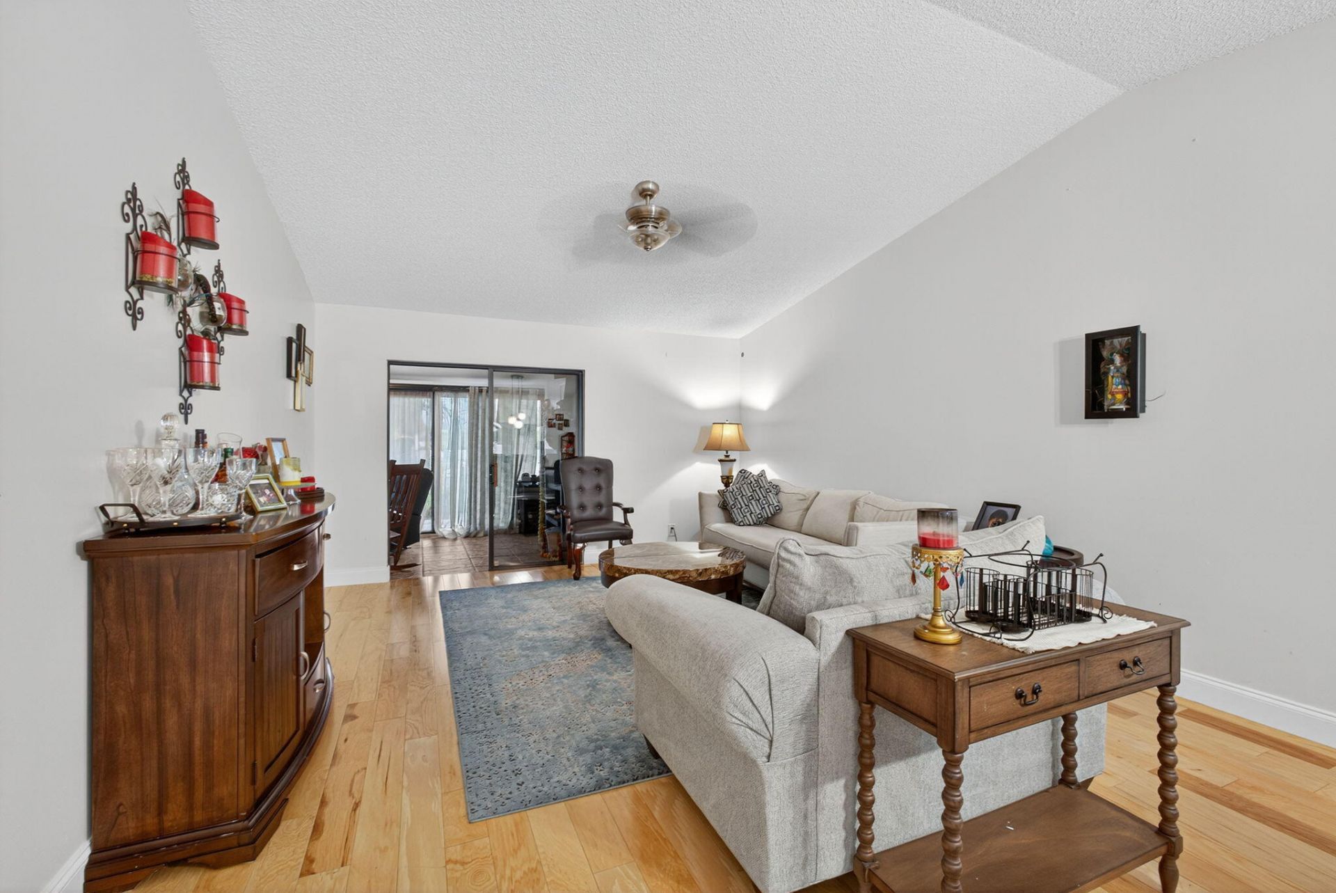 2640 Gately Drive W, Unit 406, West Palm Beach, FL 33415 Photo