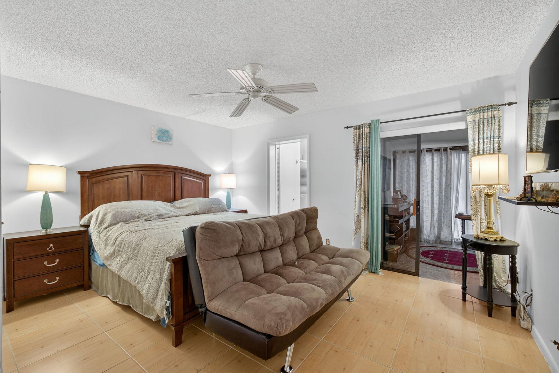 2640 Gately Drive W, Unit 406, West Palm Beach, FL 33415 Photo