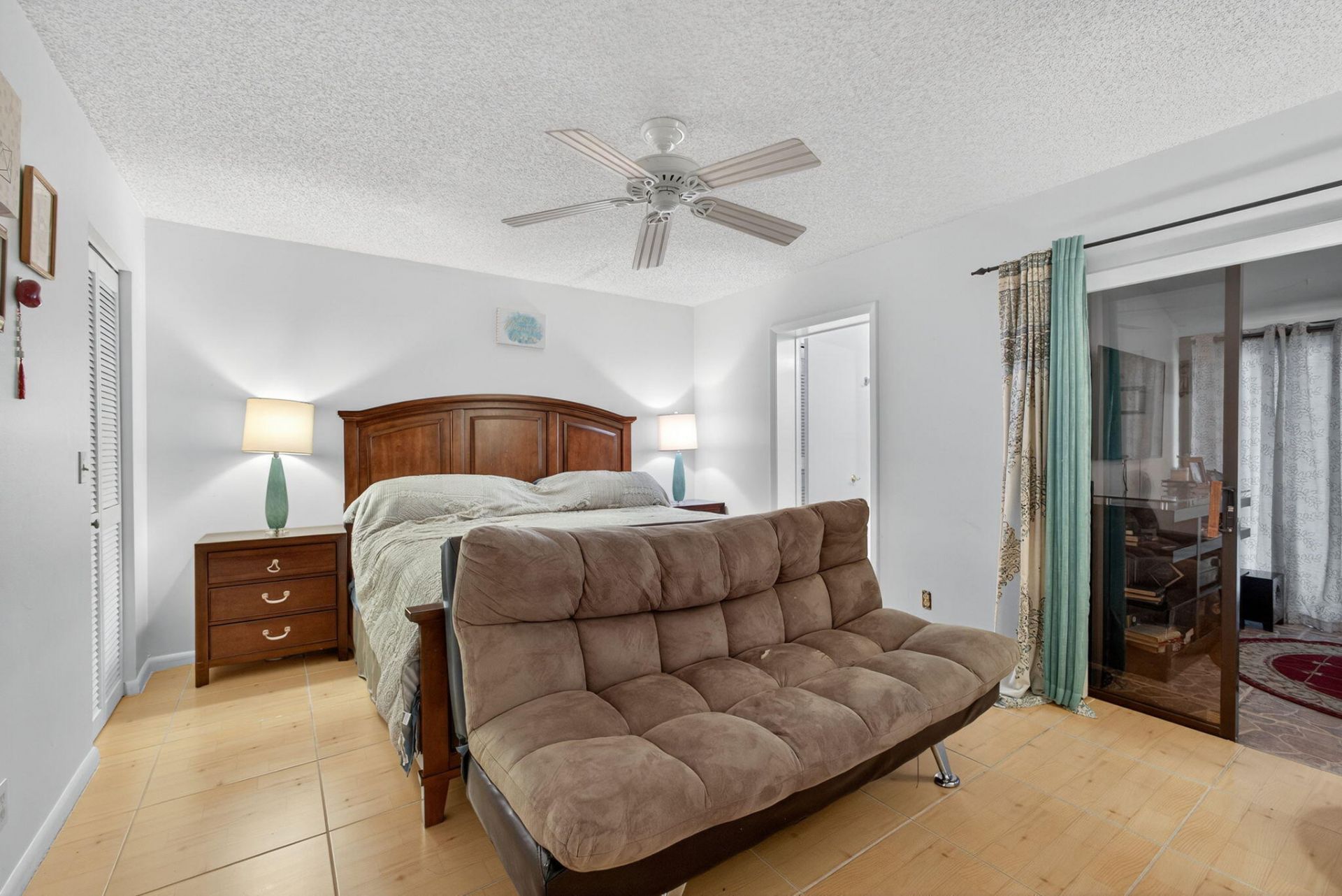2640 Gately Drive W, Unit 406, West Palm Beach, FL 33415 Photo