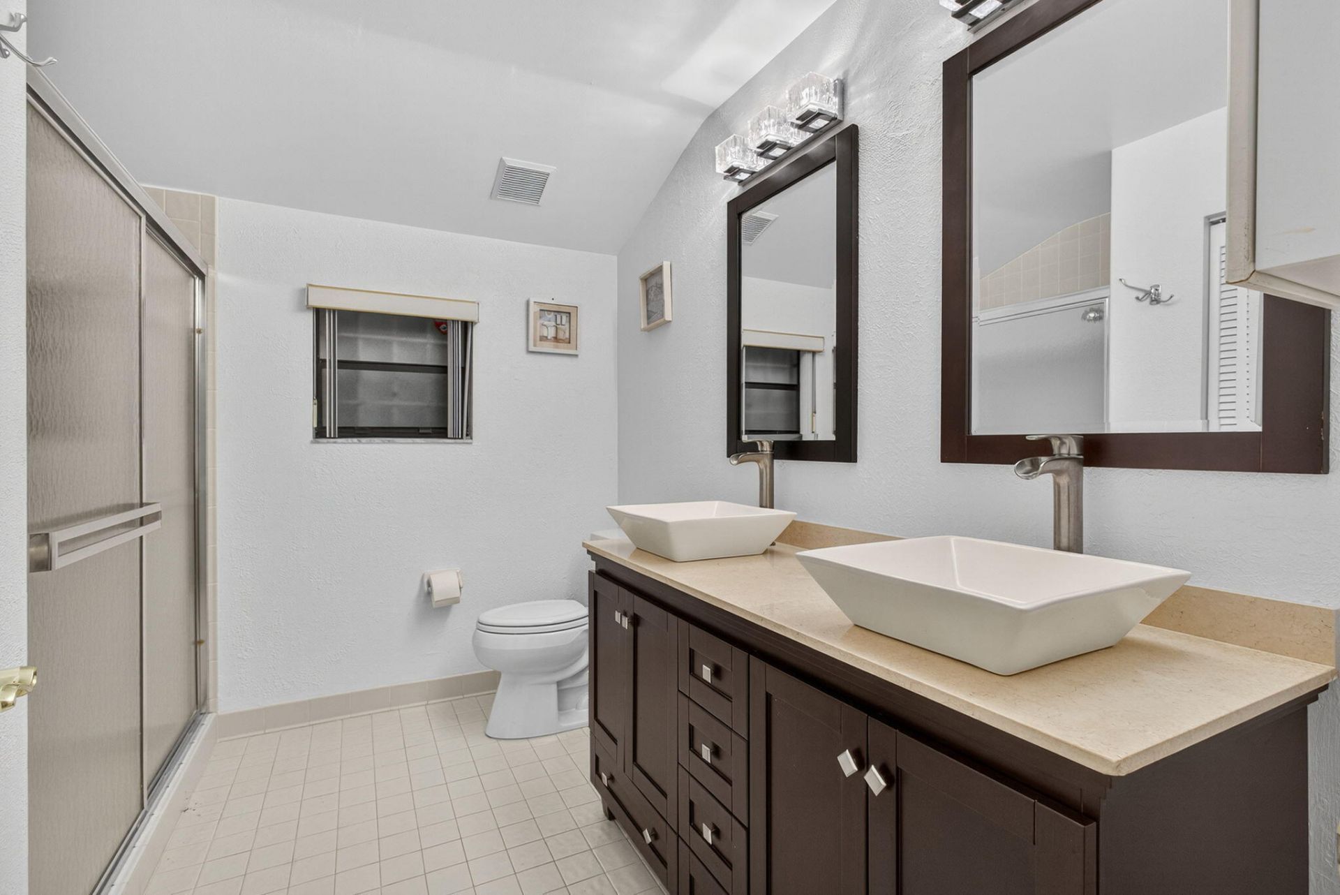 2640 Gately Drive W, Unit 406, West Palm Beach, FL 33415 Photo