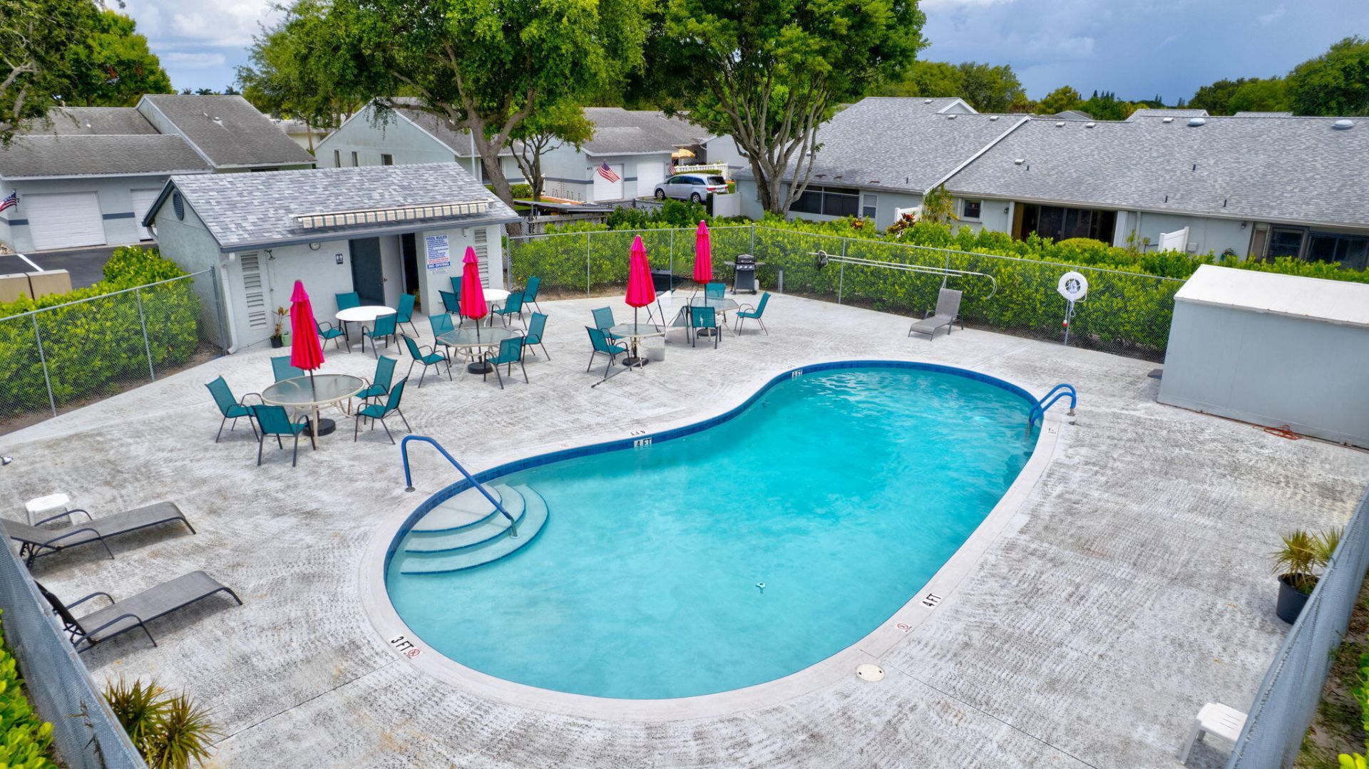 2640 Gately Drive W, Unit 406, West Palm Beach, FL 33415 Photo