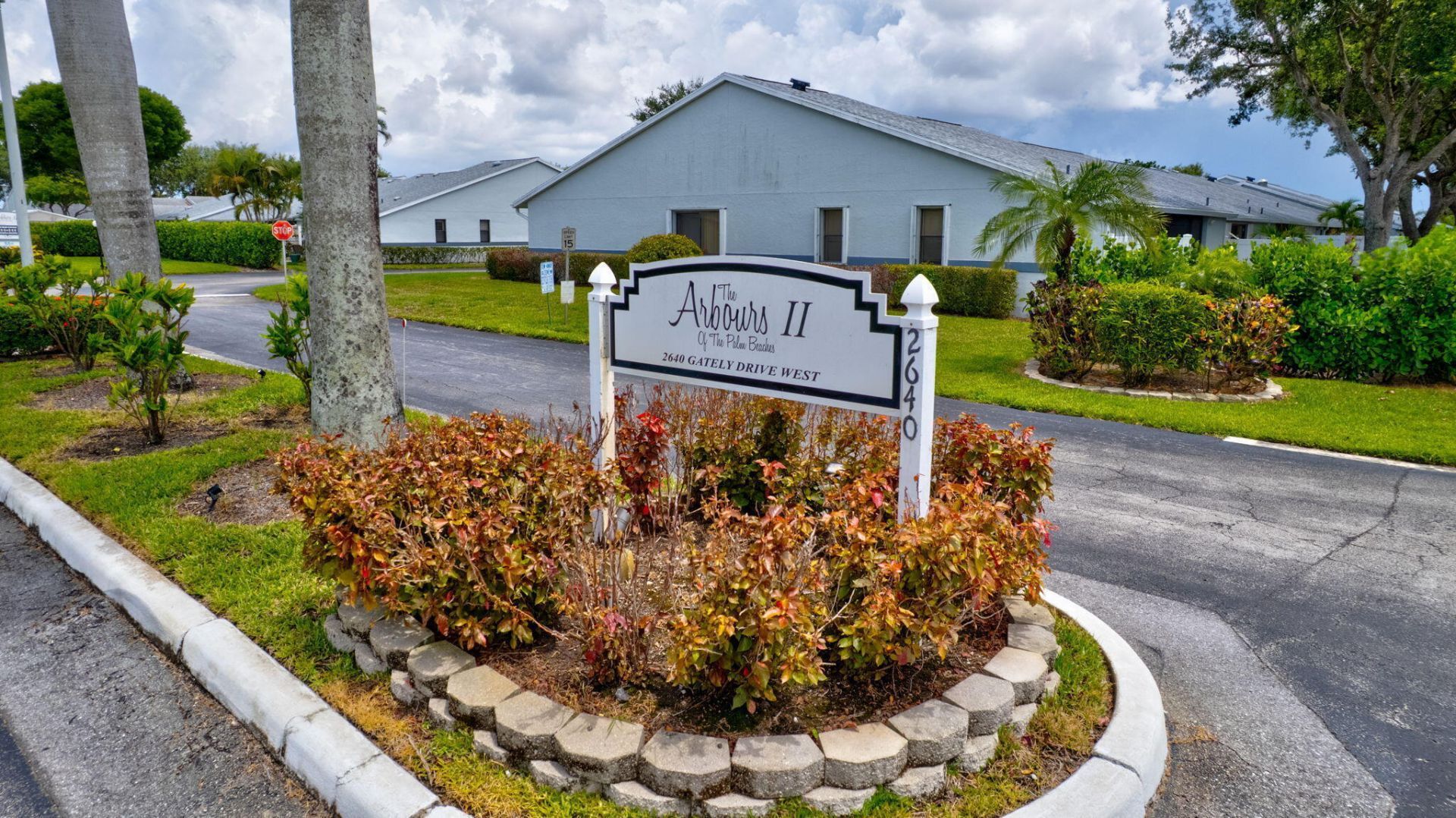 2640 Gately Drive W, Unit 406, West Palm Beach, FL 33415 Photo