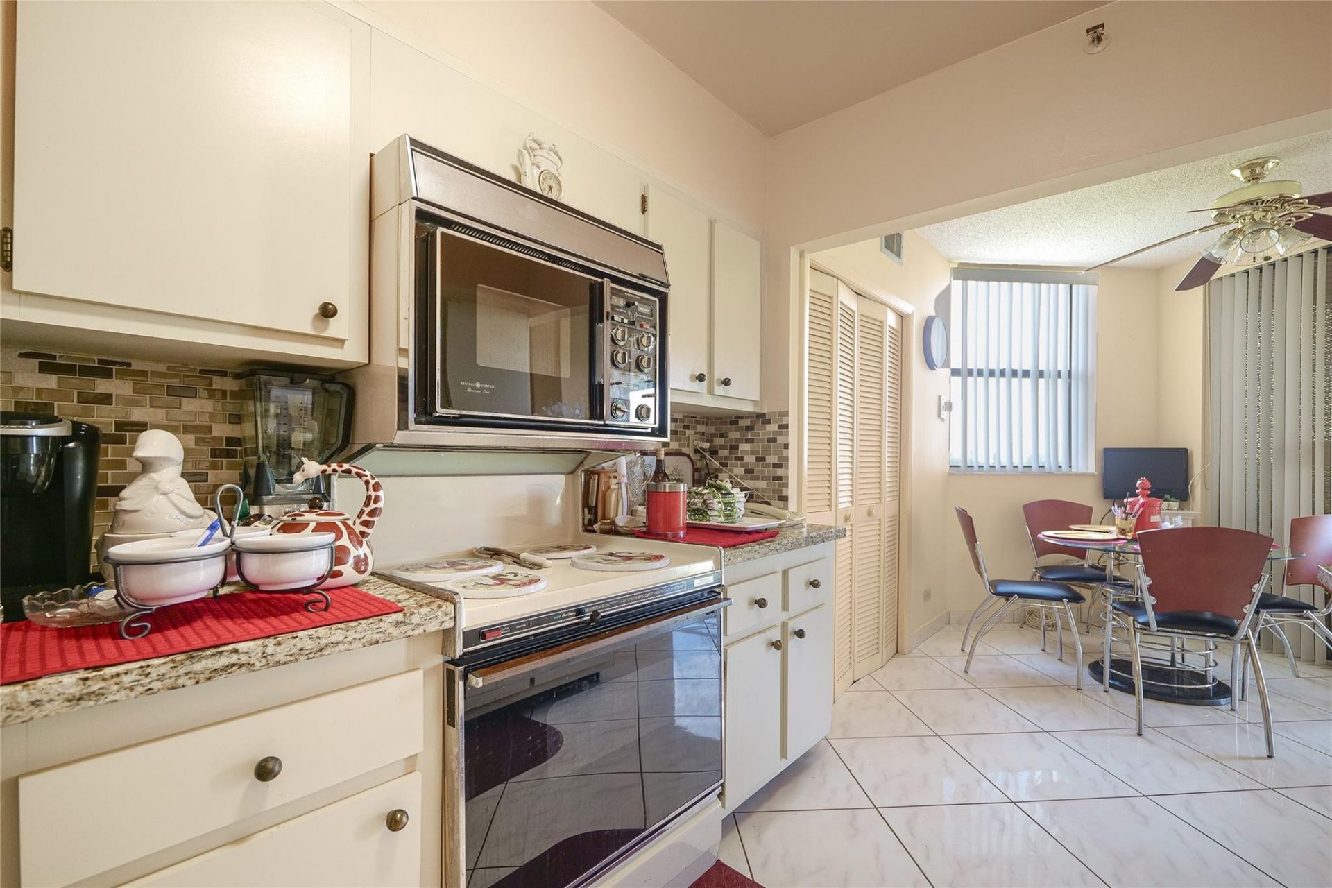 7100 Radice Court, Unit 507, Lauderhill, FL 33319 Photo