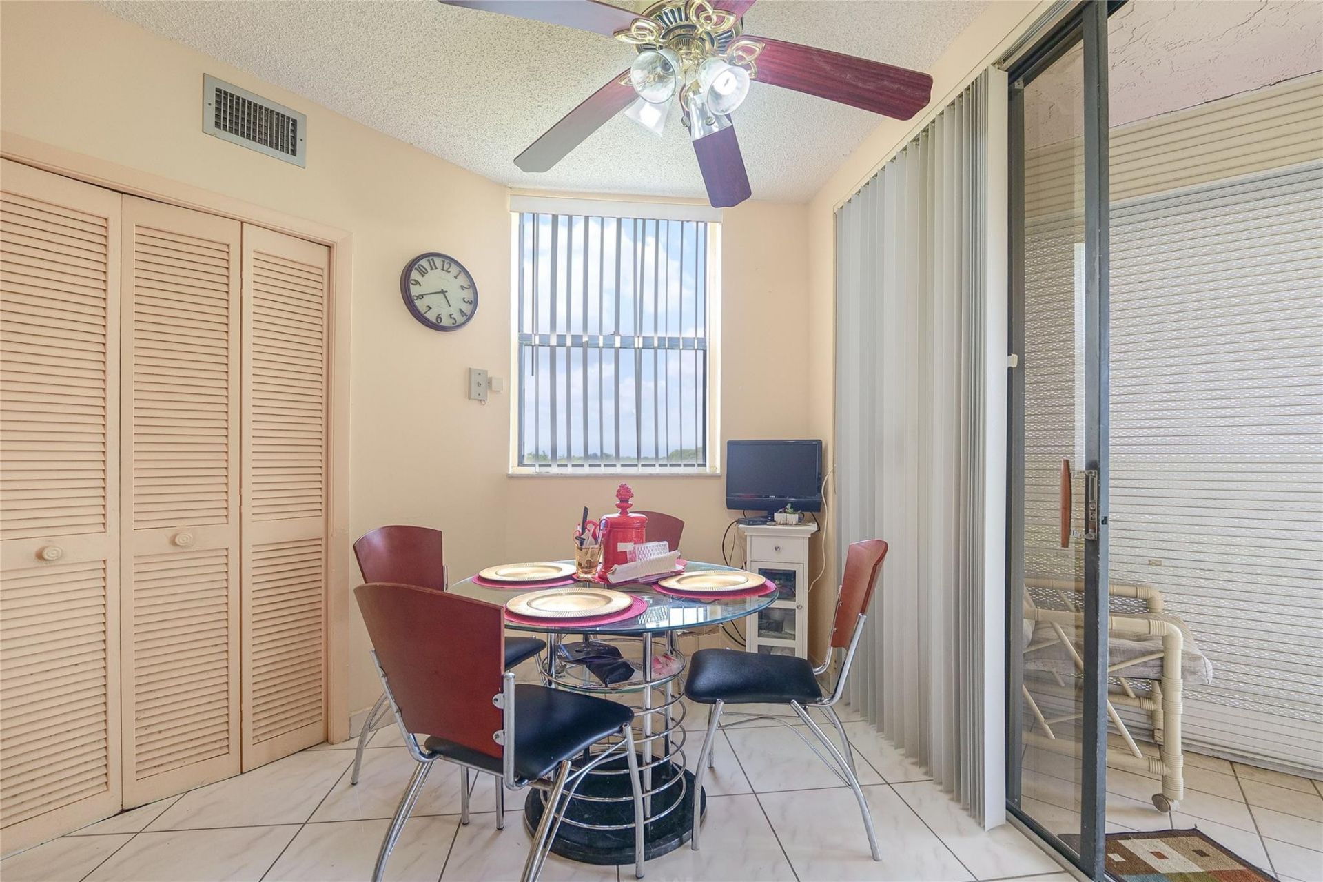 7100 Radice Court, Unit 507, Lauderhill, FL 33319 Photo