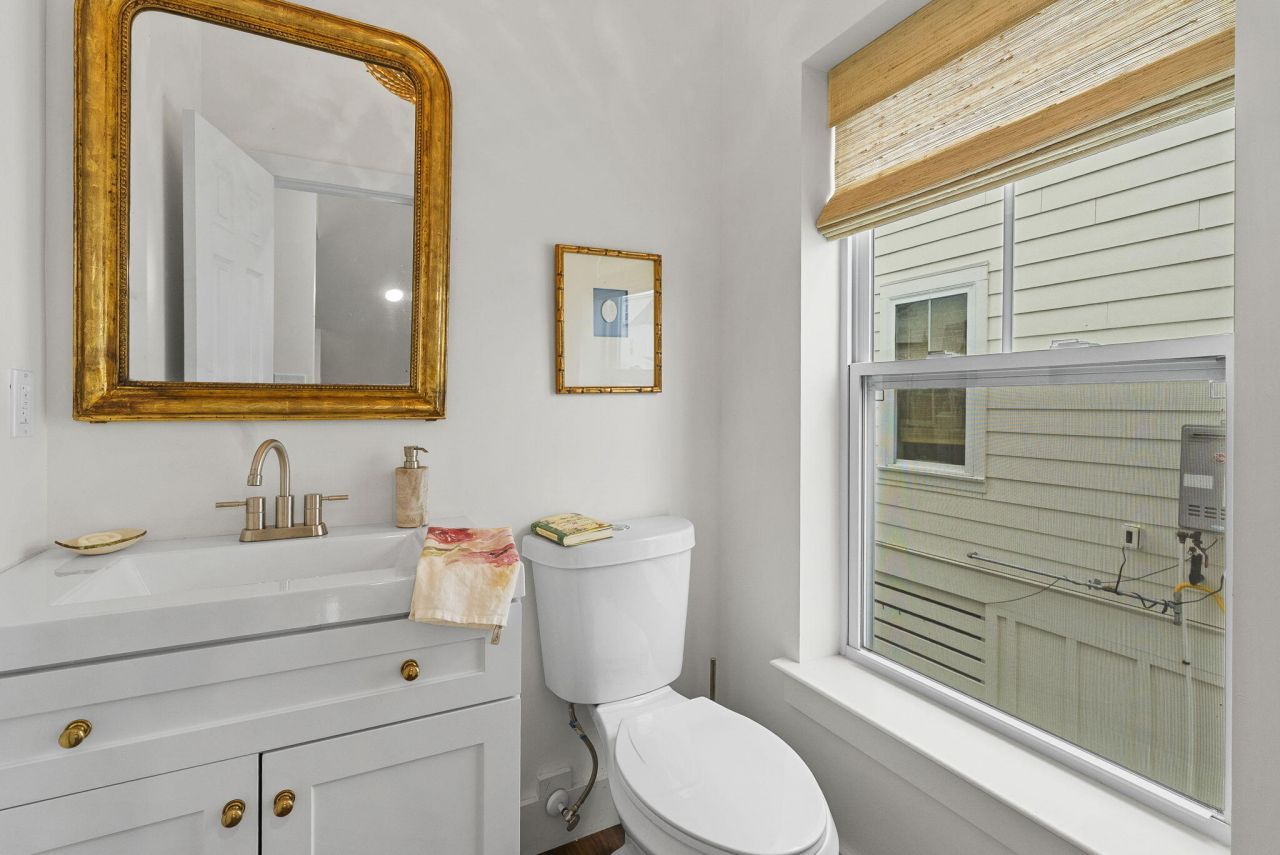 1007 Carmela Court Photo 11