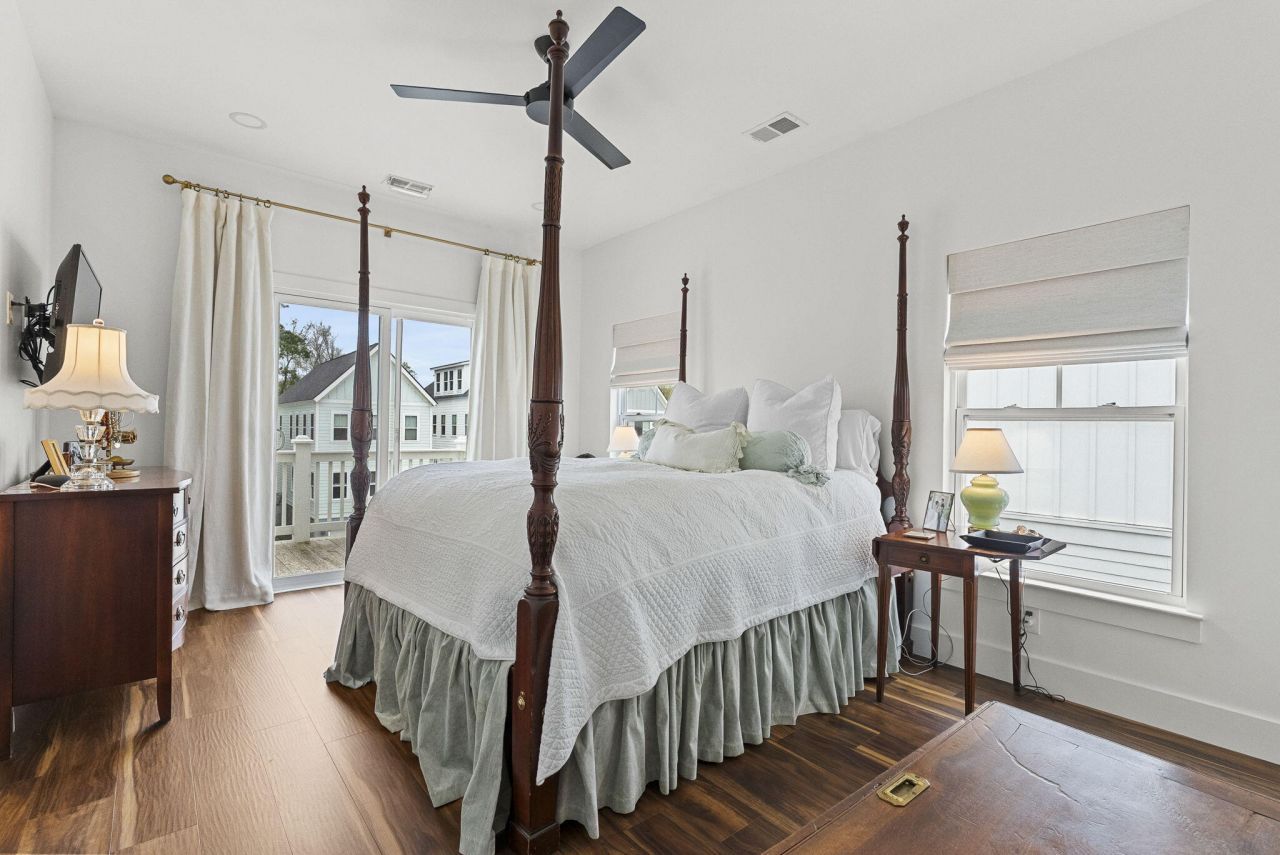 1007 Carmela Court Photo 25