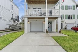 1007 Carmela Court photo 4