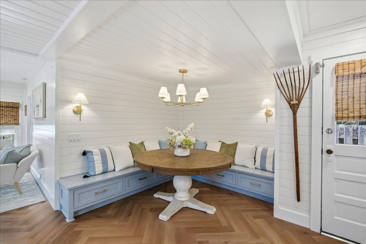 2913 Gulf Drive, Holmes Beach, FL 34217 Photo