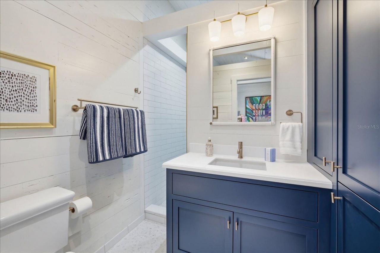 2913 Gulf Drive, Holmes Beach, FL 34217 Photo