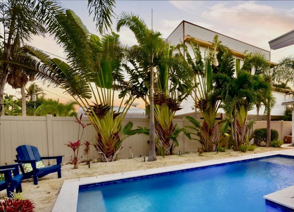 2913 Gulf Drive, Holmes Beach, FL 34217 Photo