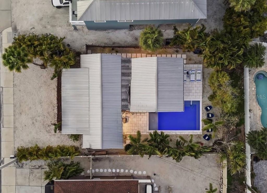 2913 Gulf Drive, Holmes Beach, FL 34217 Photo